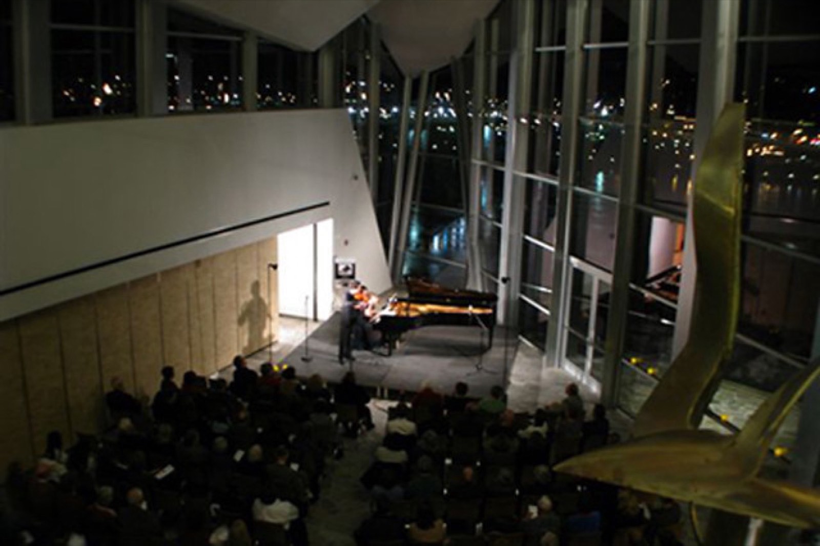String Theory at the Hunter — Season I, photo 3