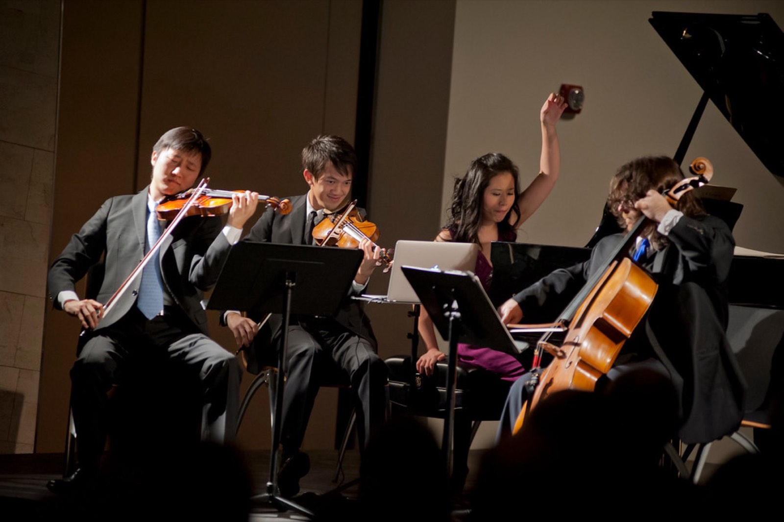 String Theory at the Hunter — Season IV, photo 7