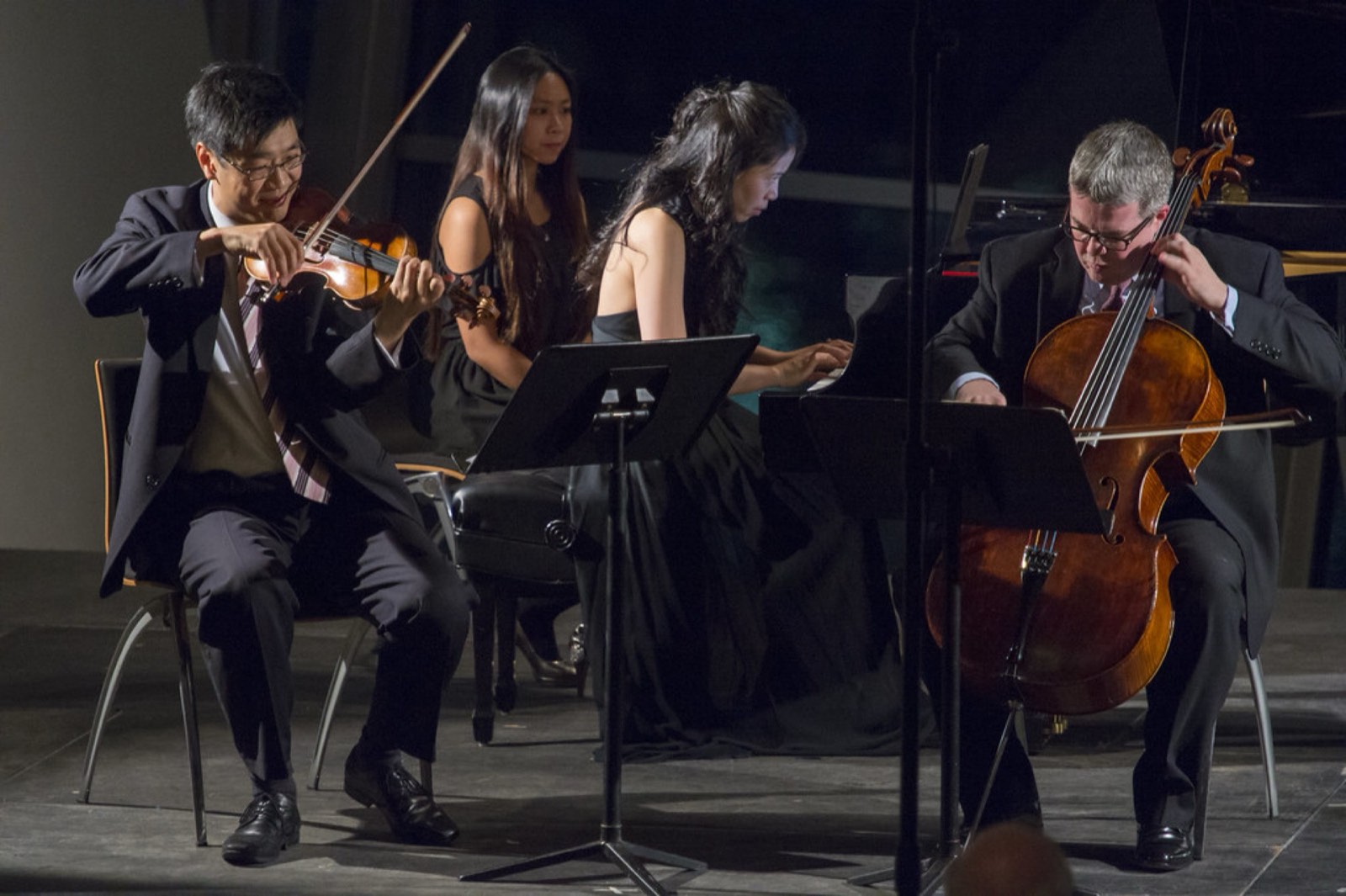 String Theory at the Hunter — Season VII, photo 2