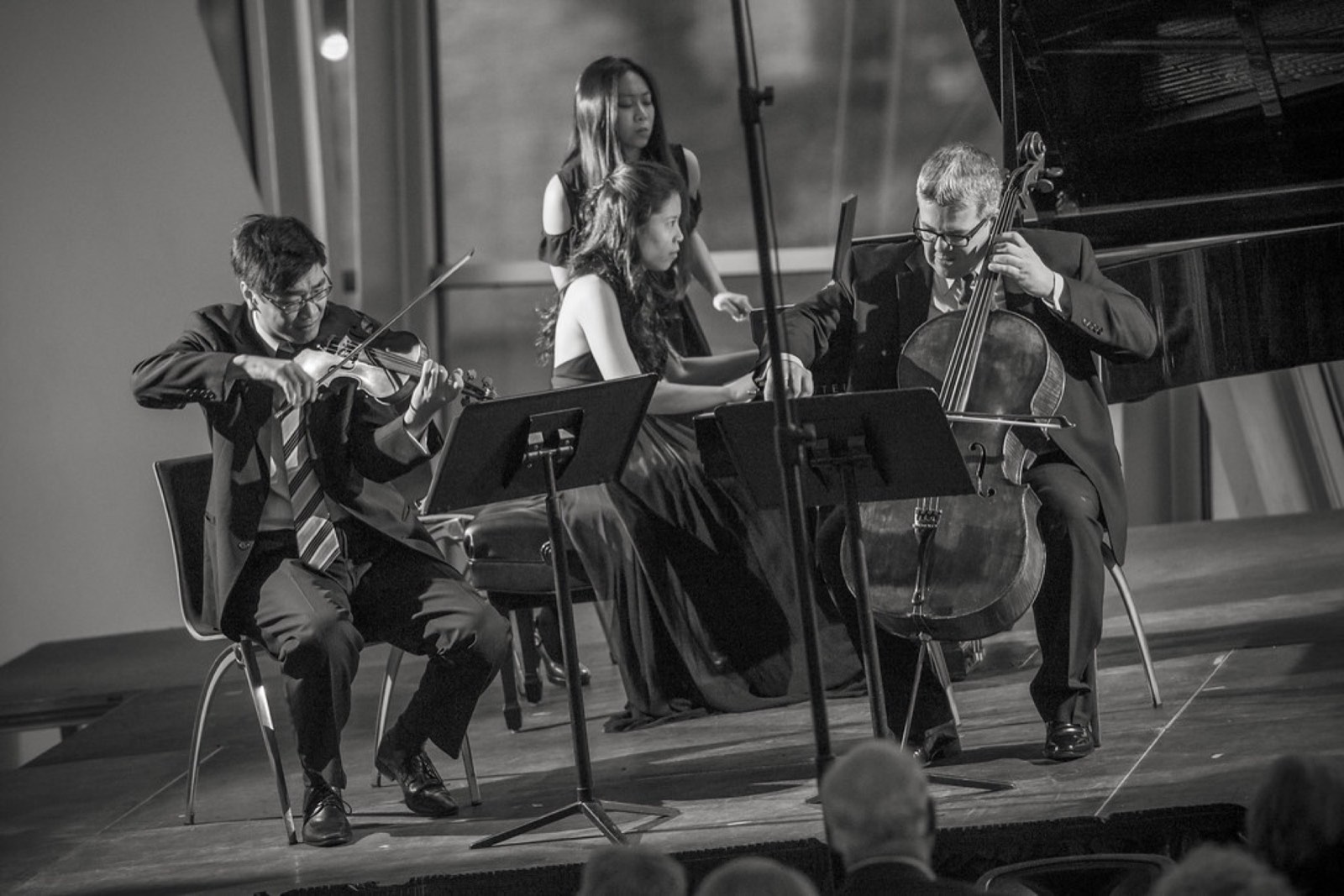 String Theory at the Hunter — Season VII, photo 5